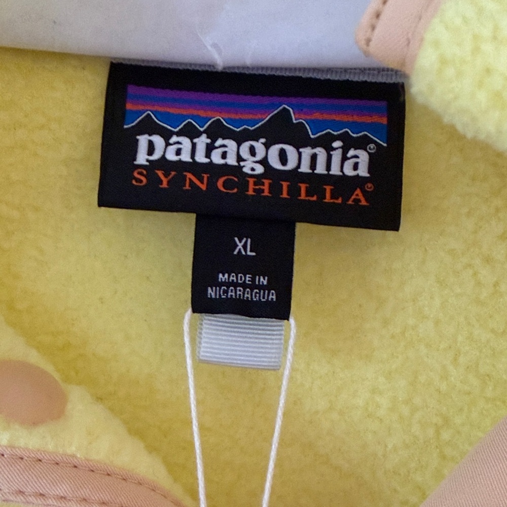 Patagonia Sunburst Yellow Snap-T Fleece - Picture 2 of 5